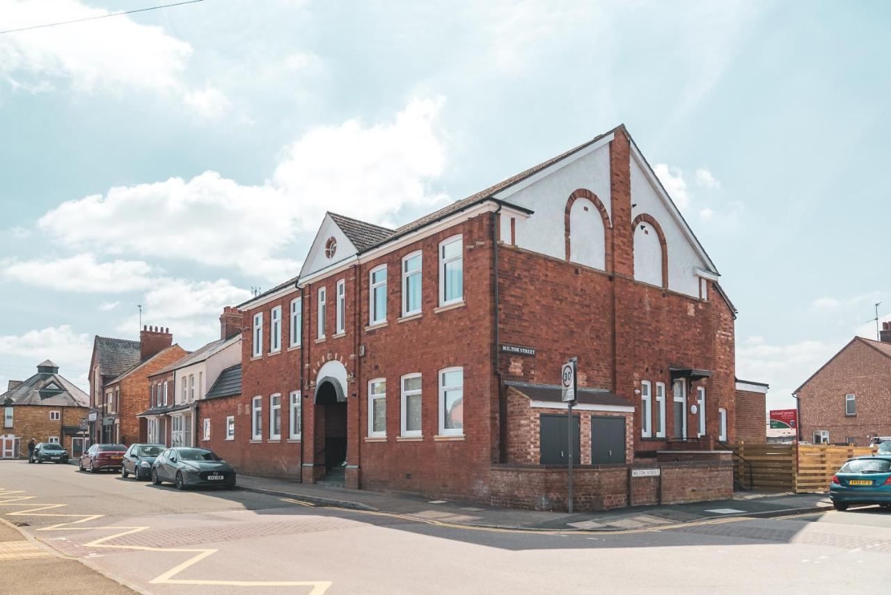 The Old Band Accommodation Higham Ferrers Eksteriør billede
